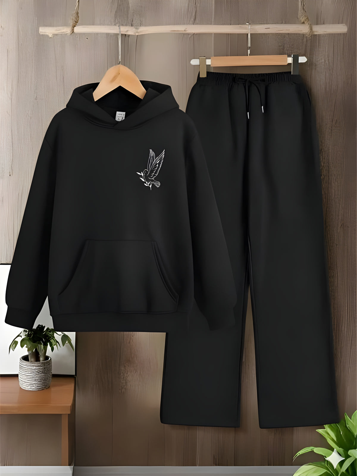 PRINTED HOODIE & TROUSER