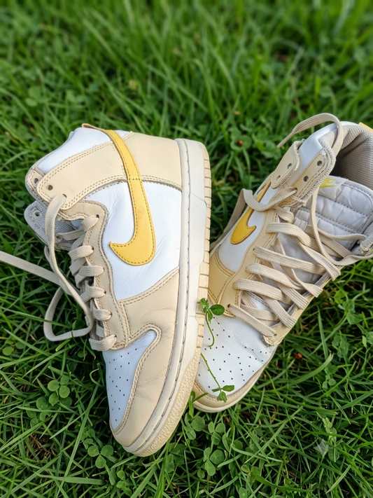 High Top Vintage Sneakers - Pale Beige / White / Mustard Yellow - Size EUR 39