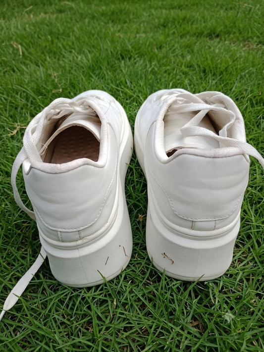 Women's White Platform Sneakers - Chunky Sole - Low Top Lace-Up - Pre-Loved