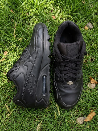 Nike Air Max 90 Triple Black - Leather - EUR 42.5 / US 9 / UK 8 - Pre-Loved